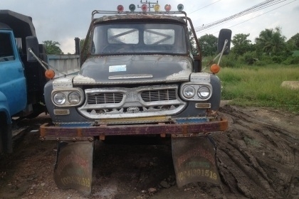 ขาย2คัน 250000 รถเเทร็กเตอร์ดี2-5 สไลด์5ทิศทาง สภาพสวยพร้อมใช้งาน ขายรถแทรลเลอร์หน้ายาว ไม่มีเล่มทะเบียน สภาพพร้อมใช้งาน. ราคาต่อรองได้