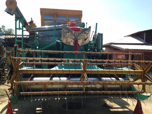 ขายรถเกี่ยวอุ้ม วิเชียร การช่าง