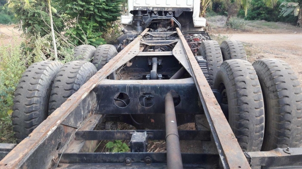 ขายสิบล้อ 2 เพลา KT 725 - เครื่องฮีH700 - เบรคทิฟฟี่ - สโลส์กลาง - ยางแท้ใหม่สิบเส้น ราคา 390,000 โทร 089-676-3860ขายสิบล้อ 2 เพลา KT 725 - เครื่องฮีH700 - เบรคทิฟฟี่ - สโลส์กลาง - ยางแท้ใหม่สิบเส้น ราคา 390,000 โทร 089-676-3860