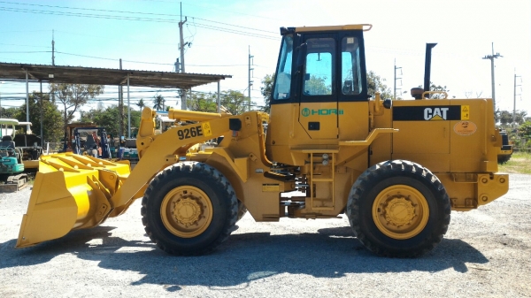 CAT 926E นำเข้าจากญี่ปุ่น โทร.090-986-2521 อ๊อบ