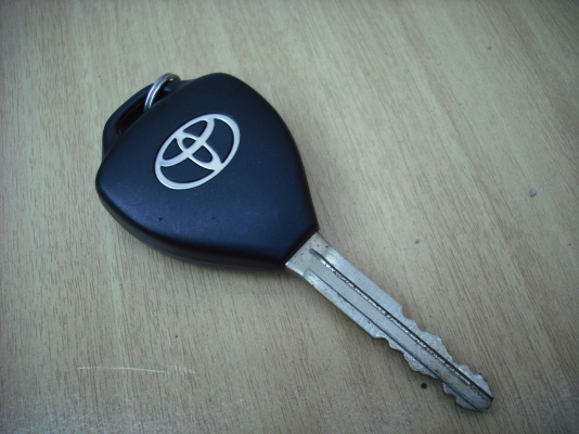 กุญแจรีโมท TOYOTA กุญแจรีโมท TOYOTA