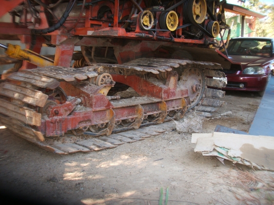 ขายรถเกี่ยวข้าว KM47 อุ้ม 2.5 ตัน เครื่องยนต์ มิตซู 6D17 ปั้้มไดกิ๊นส์เบอร์ 22 ตัวเดิน 200 ขายรถเกี่ยวข้าว KM47 อุ้ม 2.5 ตัน เครื่องยนต์ มิตซู 6D17 ปั้้มไดกิ๊นส์เบอร์ 22 ตัวเดิน 200