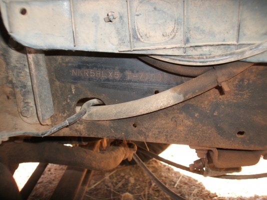 ขายรถดั๊มพ์หกล้อ อีซูซุ NKR 120 เเรงม้า สภาพเครื่องยนต์ดี คัตซีสวย ทะเบียนพร้อมโอน ขายรถดั๊มพ์หกล้อ อีซูซุ NKR 120 เเรงม้า สภาพเครื่องยนต์ดี คัตซีสวย ทะเบียนพร้อมโอน