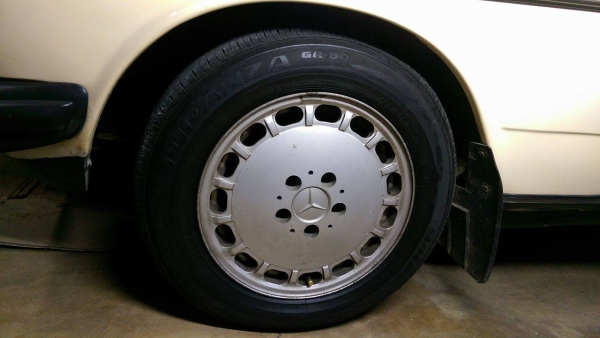 ขายรถสะสม Benz 300D auto ขายรถสะสม Benz 300D auto