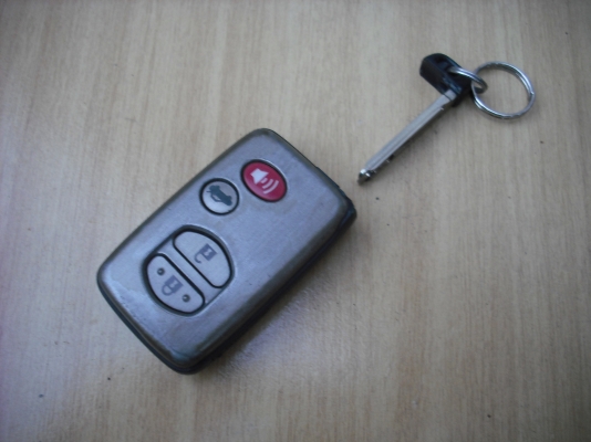 กุญแจรีโมท TOYOTA