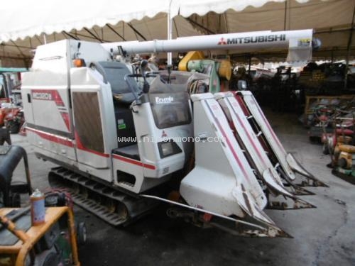 NEW!!รถเกี่ยวข้าวนั่งขับ MITSUBISHI  MC320G  รหัสสินค้า : 80803496 Line ID: nihonmono  หรือเพิ่มเติมไดที่ www.nihonmono.com