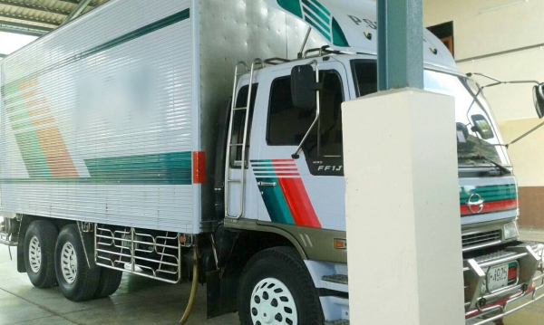 ขายรถ 10 ล้อ ฮีโน่ ตู้เย็นยาว 6.20 ม. ปี 2540 สภาพดี สนใจติดต่อได้ที่ 081-9420141 , 081-5715326 ขายรถ 10 ล้อ ฮีโน่ ตู้เย็นยาว 6.20 ม. ปี 2540 สภาพดี สนใจติดต่อได้ที่ 081-9420141 , 081-5715326