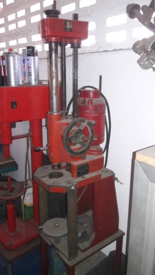 ขายเครื่องขัดกับเครื่องคว้านมอเตอร์ไซค์อุปกรณ์ครบครับราคาถูกขายคู่