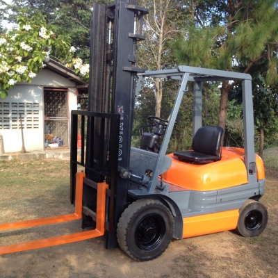รถฟอร์คลิฟต์ TOYOTA