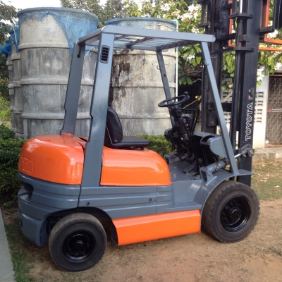 รถฟอร์คลิฟต์ TOYOTA