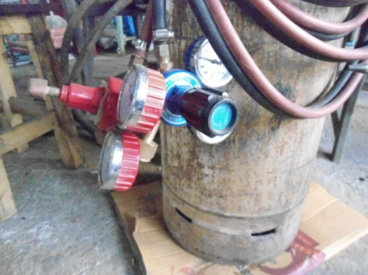 ขายถังเชื่อมแก๊ส  AC  พร้อม สายเชื่อม เกร์วัด หัวเชื่อม