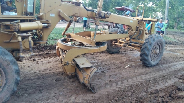 ขายรถเกรดเอวออ่นkomatsu.GD.300.Aรถนำเขามีเล่มทะเบืยน ขายรถเกรดเอวออ่นkomatsu.GD.300.Aรถนำเขามีเล่มทะเบืยน