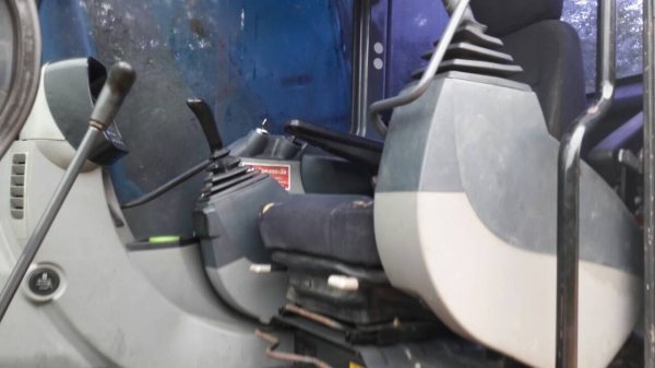 รถขุดลอกบูมยาว...SK200-8 YN12-T0415 ปี2009 รถทำงานมา 8600.ชม.เอกสารเล่มทะเบียนพร้อม...