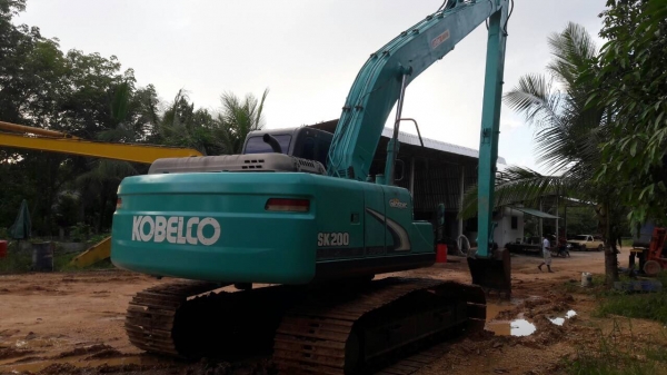 รถขุดลอกบูมยาว...SK200-8 YN12-T0415 ปี2009 รถทำงานมา 8600.ชม.เอกสารเล่มทะเบียนพร้อม...