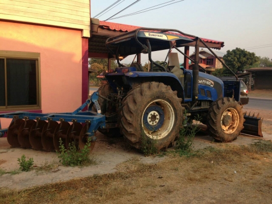 ขายรถไถ FORD Euro FT-100 4WD 1800 ชม.3 จาน 7 จาน ใบมีดดันหน้า ราคา 690000