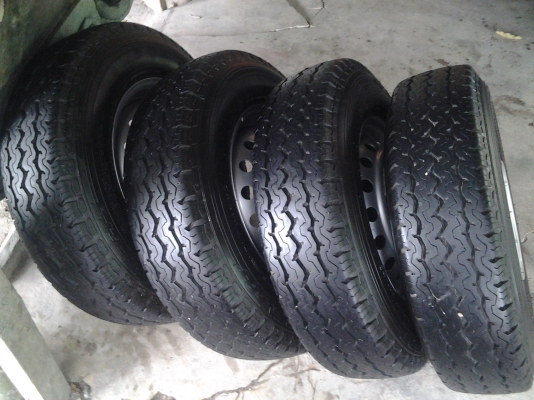 ยาง dunlop 195R15 ปี15