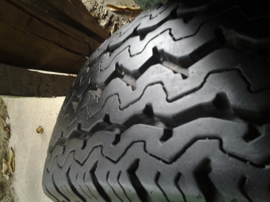 ยาง dunlop 195R15 ปี15