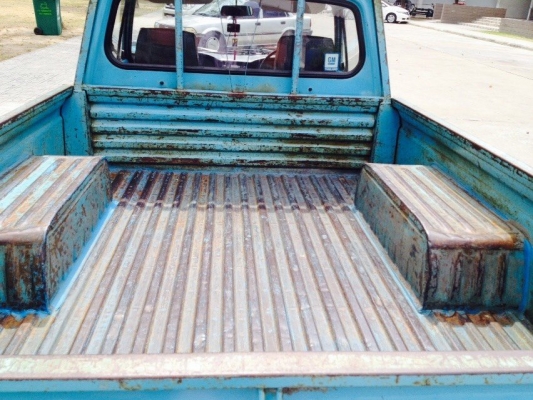 ขายเชฟโลเลตอายุ 40 ปี ราคา 199,800 บาท รถสวยเดิมสุดๆ เครื่องเดิมๆ สีเดิมๆ ใช้น้อย ไม่มีผุ ทะเบียนพร้อมโอน ภาษีปี 59 ติดต่อ คุณเอ๋ 092-6356419