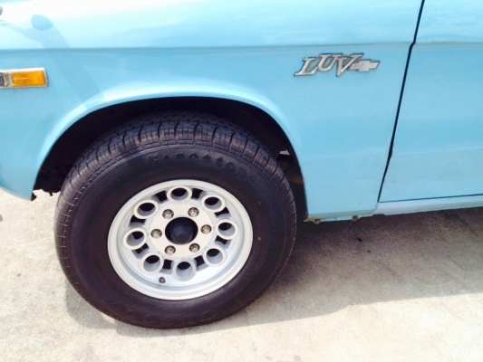 ขายเชฟโลเลตอายุ 40 ปี ราคา 199,800 บาท รถสวยเดิมสุดๆ เครื่องเดิมๆ สีเดิมๆ ใช้น้อย ไม่มีผุ ทะเบียนพร้อมโอน ภาษีปี 59 ติดต่อ คุณเอ๋ 092-6356419