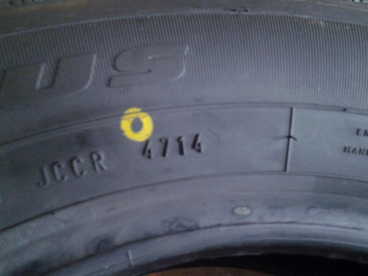 ยางใหม่ กู๊ดเยียร์ 215/60/16 ยางใหม่ กู๊ดเยียร์ 215/60/16