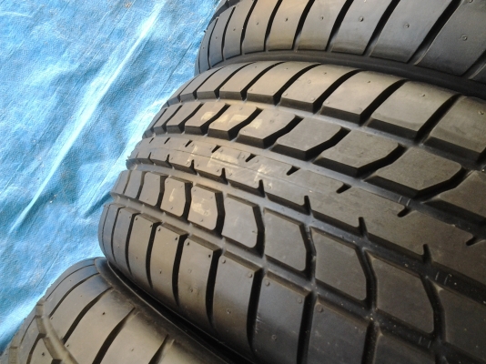 ยางใหม่ BF 225 60 15 ยางใหม่ BF 225 60 15