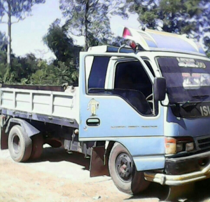 หกล้อ อีซูซุ NPR120 ดั้มสามมิต5คิว สภาพดีพร้อมใช้งาน ทะเบียนพร้อมโอน ราคา 395,000บ หกล้อ อีซูซุ NPR120 ดั้มสามมิต5คิว สภาพดีพร้อมใช้งาน ทะเบียนพร้อมโอน ราคา 395,000บ