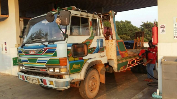 รถเกี่ยวบางไทร เครื่อง JO8 เทอร์โบ ตีน 22 ปั้ม K22 ราคา 480000 หรือพร้อมเทอร์เลอร์ FD 2เพลา เครื่องเทอร์โบ ราคา 950000  ราคาต่อรองได้ เอกสารครบ