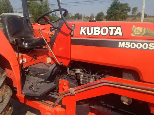 คูโบต้าm5000. ราคาถูกเพียง350000ชั่วโมงทำงาน2600
