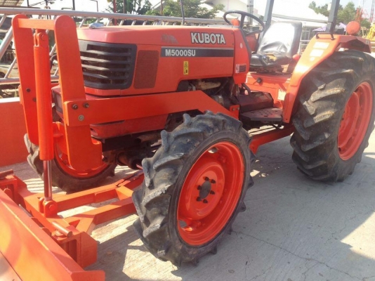 คูโบต้าm5000. ราคาถูกเพียง350000ชั่วโมงทำงาน2600