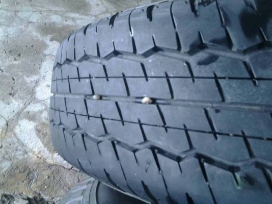 ล้อแม็กพร้อมยางปี15 ใส่รถตู้ รถกะบะ ส่งทั่วไทย ล้อแม็กพร้อมยางปี15 ใส่รถตู้ รถกะบะ ส่งทั่วไทย