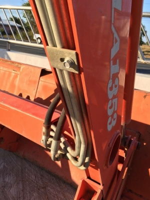 บุ้งกี๋ตักหน้าติดรถไถ คูโบต้า m8540. M9540