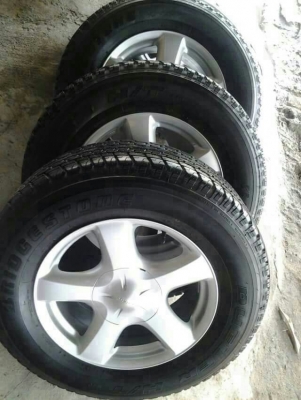 ล้อแม็ก ISUSU พร้อมยาง ล้อเก่าเทร์นได้