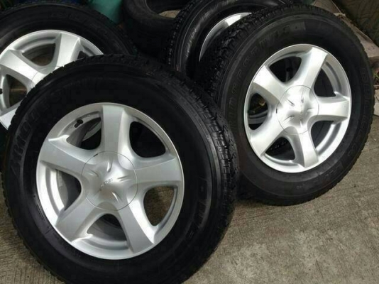 ล้อแม็ก วีครอส พร้อมยางใหม่ๆเหมือนป้ายแดง ล้อเก่าเทิร์นได้