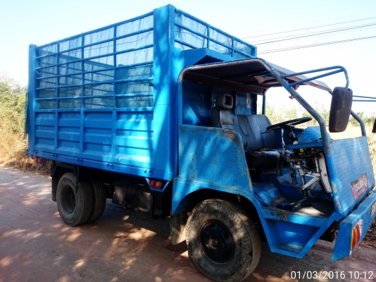 อีแต๋น 6 ล้อดั้ม เครื่องอีซูสุ 4BB1  100 แรง พวงมาลัยเพาเวอร์ ดั้ม 6 ตัน ยกหัวได้ ยางดี กระบะดั้มเหล็กสวย  บรรทุกข้าวได้ 7-8 ตัน