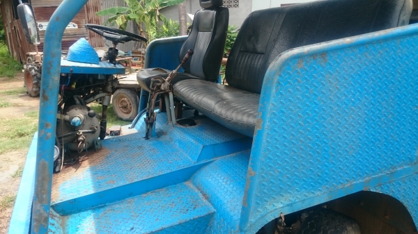 อีแต๋น 6 ล้อดั้ม เครื่องอีซูสุ 4BB1  100 แรง พวงมาลัยเพาเวอร์ ดั้ม 6 ตัน ยกหัวได้ ยางดี กระบะดั้มเหล็กสวย  บรรทุกข้าวได้ 7-8 ตัน