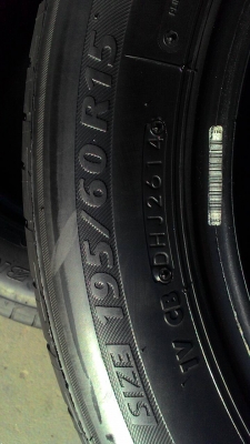 195/60R15  BRIDGESTONE ECOPIA EP200 ปี2014 ชุด 4 เส้น สวยๆ tel.081-427-3941 ไอดีไลน์ autobot107
