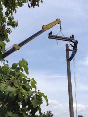 ขาย แท่นเครน AICHI 5 ตัน ขาย แท่นเครน AICHI 5 ตัน