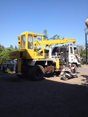 ขาย แท่นเครน AICHI 5 ตัน ขาย แท่นเครน AICHI 5 ตัน