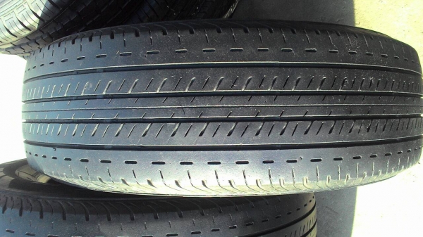 205/70R15 BRIDGESTONE DURAVIS R611 ชุด 4 เส้น tel.081-427-3941 ไอดีไลน์ autobot107 205/70R15 BRIDGESTONE DURAVIS R611 ชุด 4 เส้น tel.081-427-3941 ไอดีไลน์ autobot107
