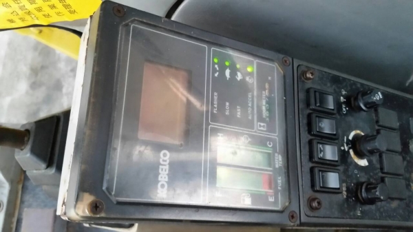 ขายด่วนรถแม็คโครKOBELCOSK120MARK///มาร์ทีชั่วโม่งทำงานน้อยรถนอกนำเข้ายังไม่เคยใช้งานในเมืองไทยเลย ขายด่วนรถแม็คโครKOBELCOSK120MARK///มาร์ทีชั่วโม่งทำงานน้อยรถนอกนำเข้ายังไม่เคยใช้งานในเมืองไทยเลย