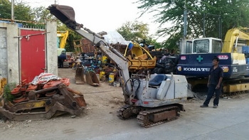 ขาย รถขุด รถแบคโฮ KOMATSU pc 05 สำหรับขึ้นรถกระบะ เคลื่อนย้ายง่าย สะดวกสบาย พร้อมใช้ เก่าญี่ปุ่น