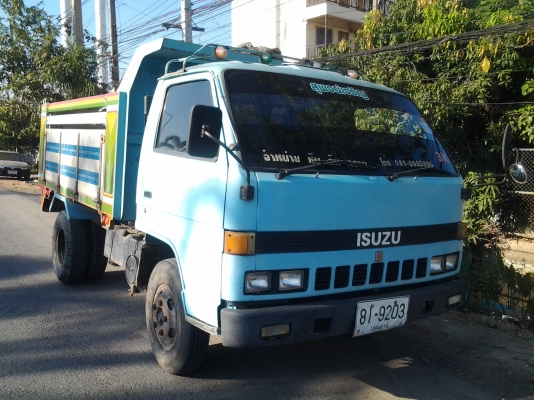 ISUZU NPR59G 6 ล้อ ดั้ม  สภาพสวย เครื่องแน่น พร้อมวิ่งใช้งาน