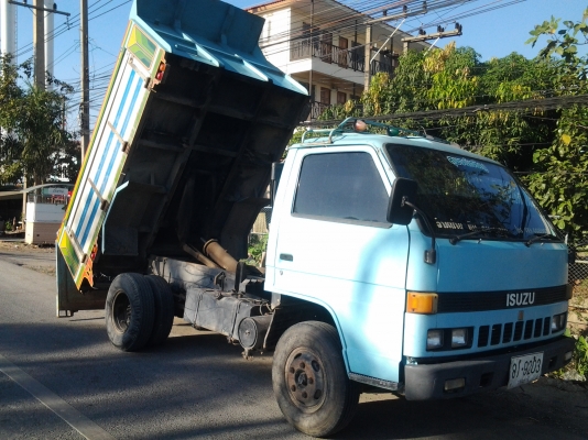 ISUZU NPR59G 6 ล้อ ดั้ม  สภาพสวย เครื่องแน่น พร้อมวิ่งใช้งาน