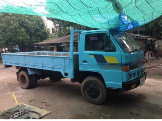 รถ 6 ล้อ ISUZU KS เปลี่ยนหัว NKR ปี 36 เครื่อง 115 แรง รถ 6 ล้อ ISUZU KS เปลี่ยนหัว NKR ปี 36 เครื่อง 115 แรง