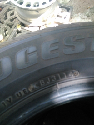 ยางbridestone215 65r16