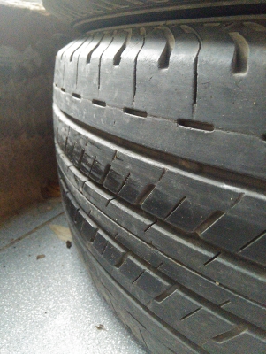 ยางbridestone215 65r16