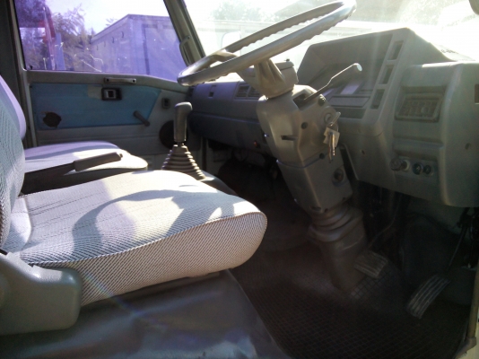 6 ล้อกลาง  HINO  ซุปเปอร์เสี่ย  FC2W  120  แรงม้า  *ยาว 5.50 ม. *  รถสวยเดิม+สวยจริง  *รถห้างแท้*  มีเล่มพร้อมโอน *