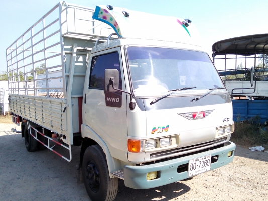 6 ล้อกลาง  HINO  ซุปเปอร์เสี่ย  FC2W  120  แรงม้า  *ยาว 5.50 ม. *  รถสวยเดิม+สวยจริง  *รถห้างแท้*  มีเล่มพร้อมโอน *