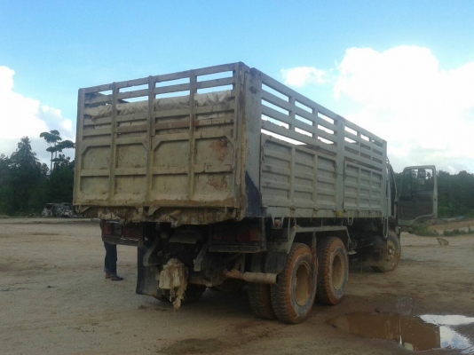 ขายรถบรรทุก 10 ล้อดัมพ์ HINO FM3M 240 แรงม้า เกียร์ธรรมดา เครื่อง M10U ราคา 820000