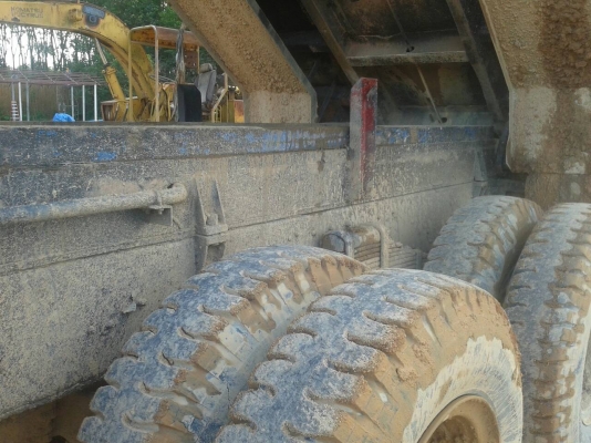 ขายรถบรรทุก 10 ล้อดัมพ์ HINO FM3M 240 แรงม้า เกียร์ธรรมดา เครื่อง M10U ราคา 820000